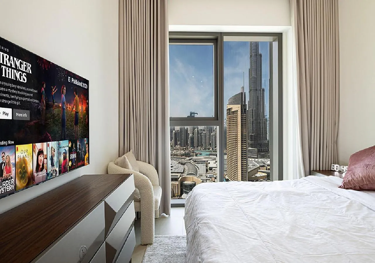 Downtown Burj Khalifa View 2Br Apartment Dubai
