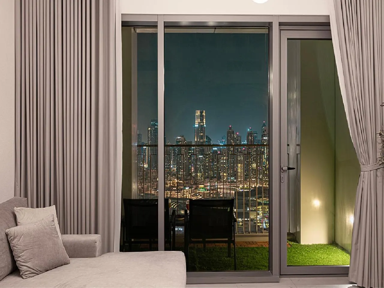 Downtown Burj Khalifa View 2Br Apartment Dubai Emirados Árabes Unidos