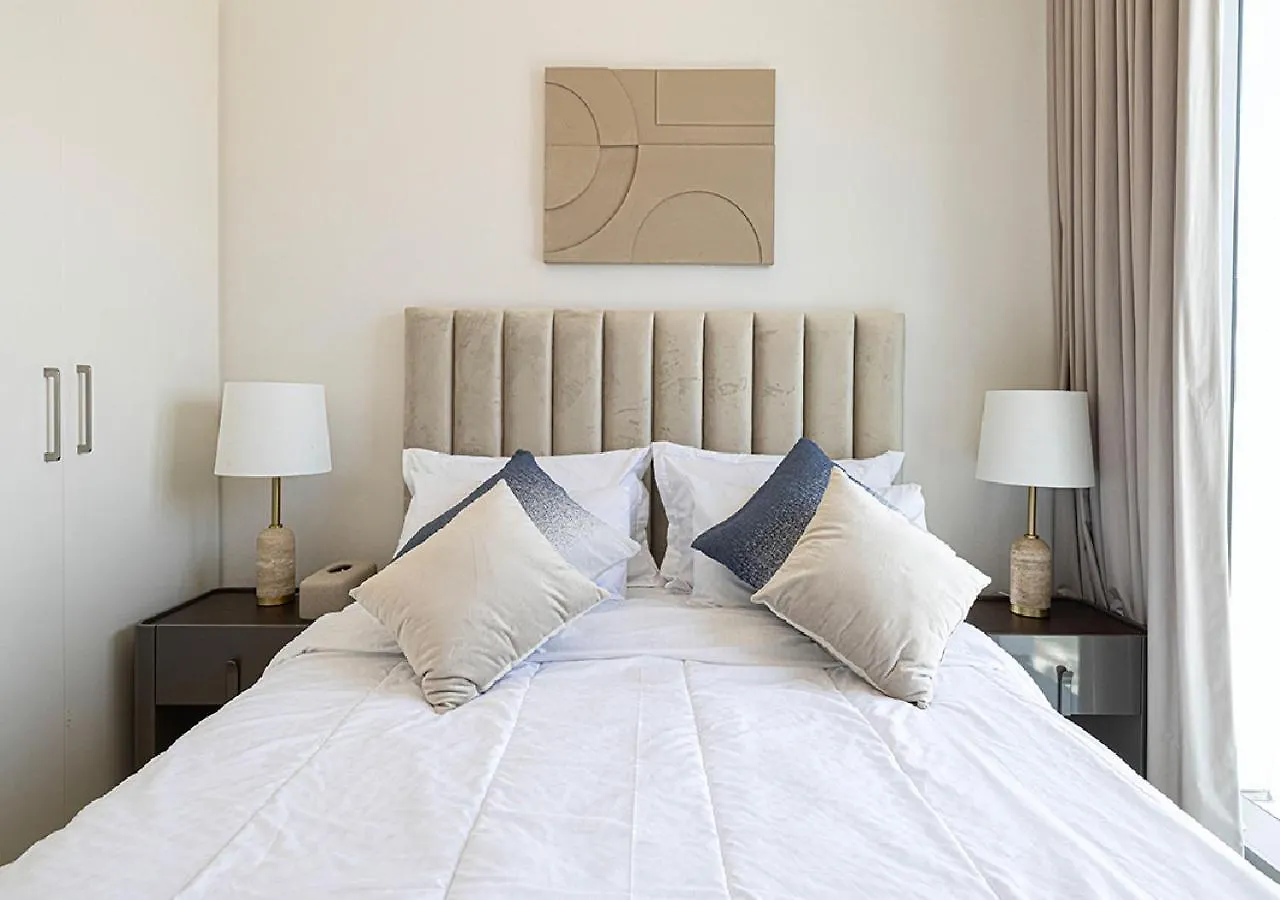 Downtown Burj Khalifa View 2Br Apartment Ντουμπάι